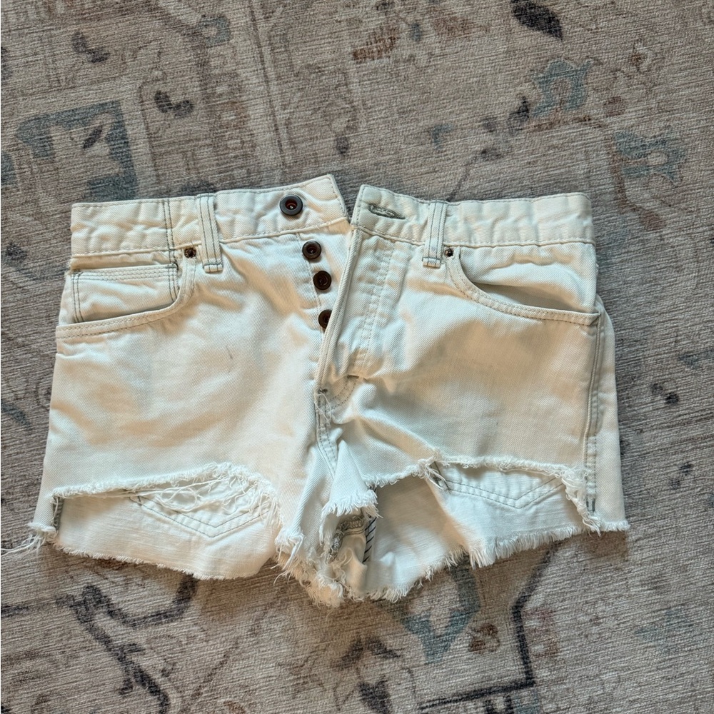 FREE PEOPLE WHITE CUTOFF DENIM SHORTS